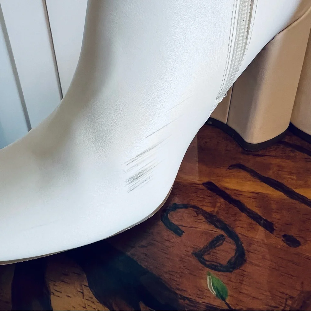 WILA White Block Heeled Ankle Boots Size 6.5 - Picture 8 of 10